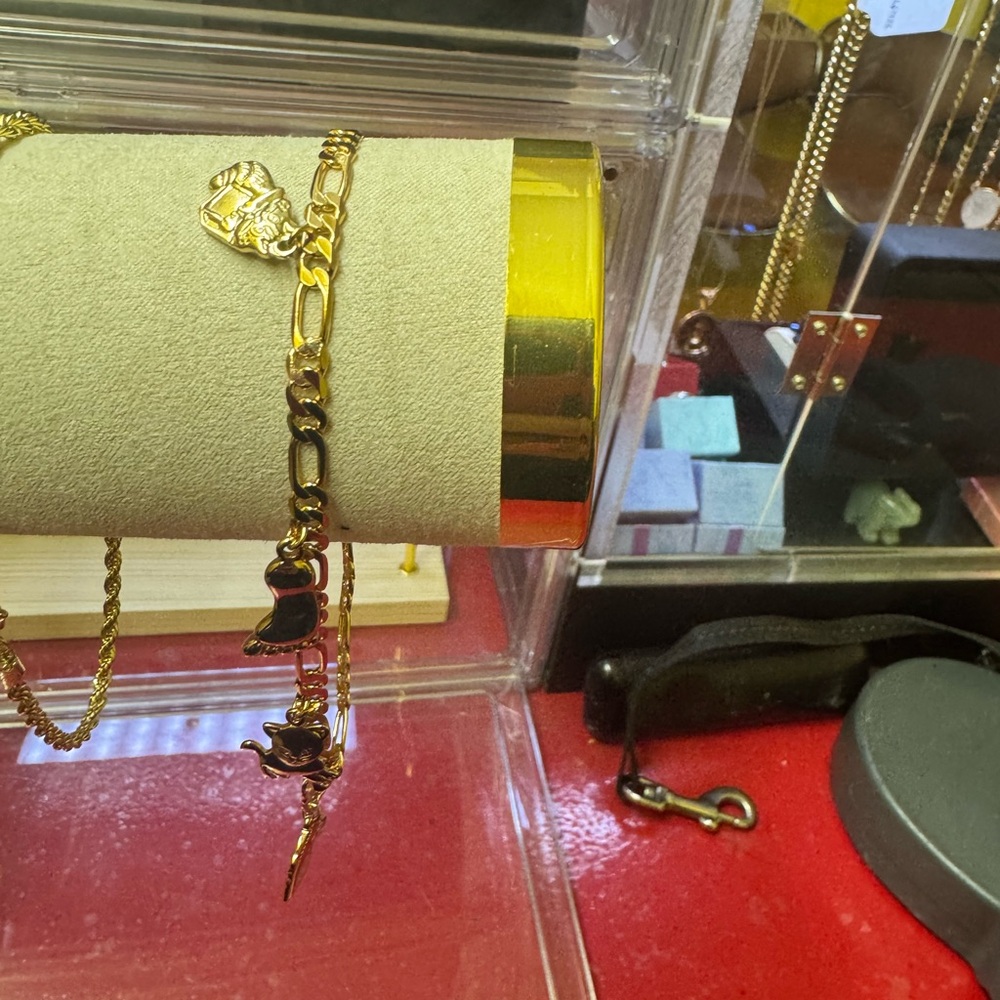 Gold plated Heart Charm Bracelet
